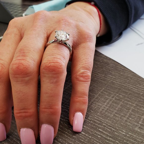 4 Carats moissanite engagement ring in 925 sterling silver band D-FL - Picture 6 of 7